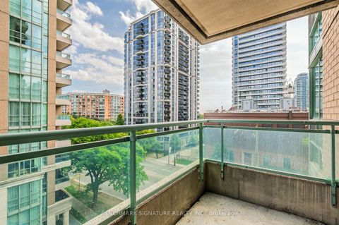 Photo 18 at 608 - 3 Pemberton Avenue, Newtonbrook East, Toronto