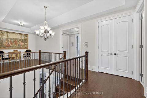 Photo 22 at 10 Annsleywood Court, Kleinburg, Vaughan