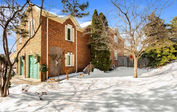 Photo 1 at 5596 Haddon Hall Road, Central Erin Mills, Mississauga