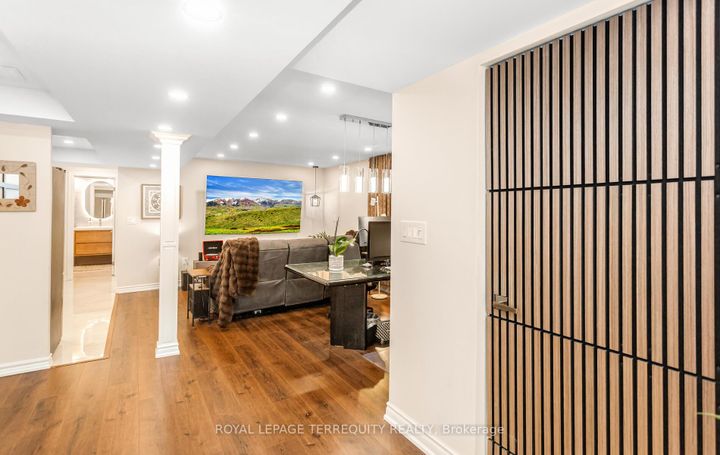 Photo 33 at 5596 Haddon Hall Road, Central Erin Mills, Mississauga