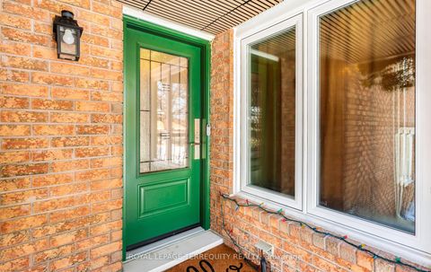 Photo 3 at 5596 Haddon Hall Road, Central Erin Mills, Mississauga