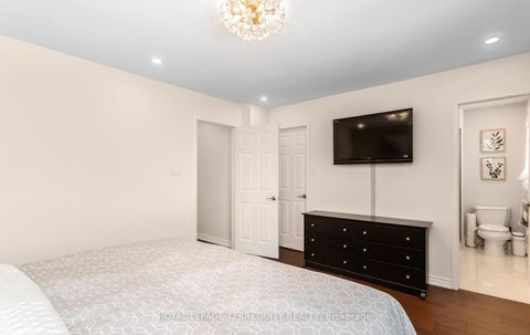 Photo 20 at 5596 Haddon Hall Road, Central Erin Mills, Mississauga