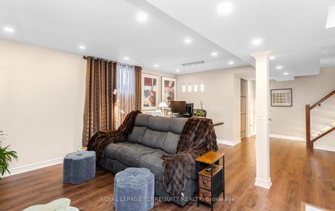 Photo 35 at 5596 Haddon Hall Road, Central Erin Mills, Mississauga