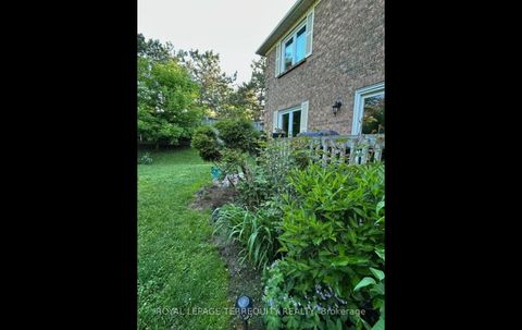Photo 49 at 5596 Haddon Hall Road, Central Erin Mills, Mississauga