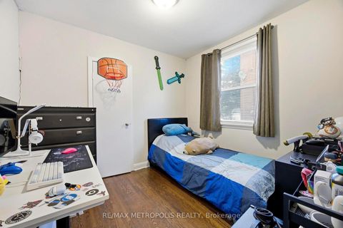 Photo 18 at 11 Rambler Place, Jane Heights, Toronto