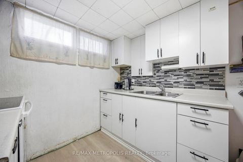 Photo 20 at 11 Rambler Place, Jane Heights, Toronto