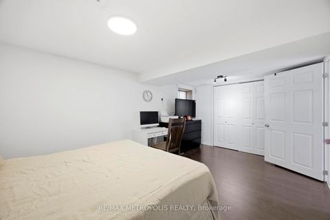 Photo 34 at 11 Rambler Place, Jane Heights, Toronto