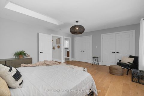 Photo 17 at 943 Barry Avenue, Rural Innisfil, Innisfil