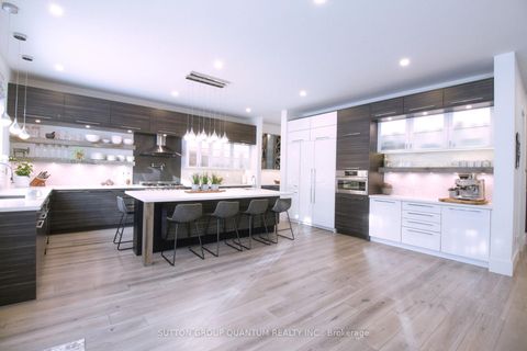 Photo 5 at 700 Hillcrest Road, West Shore, Pickering