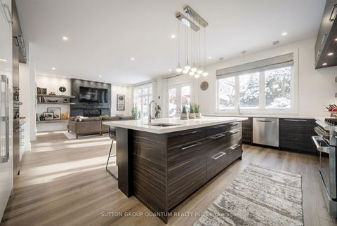 Photo 8 at 700 Hillcrest Road, West Shore, Pickering