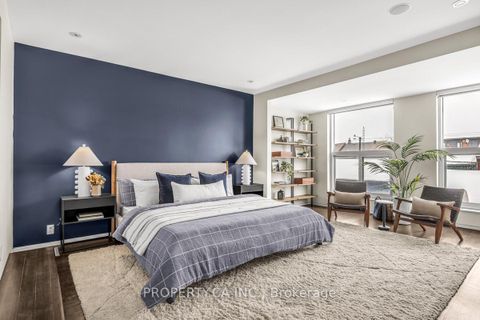 Photo 18 at 270 Euclid Avenue, Bellwoods, Toronto