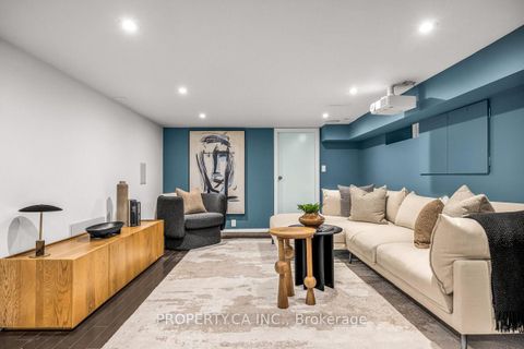 Photo 32 at 270 Euclid Avenue, Bellwoods, Toronto