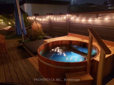 Photo 36 at 270 Euclid Avenue, Bellwoods, Toronto