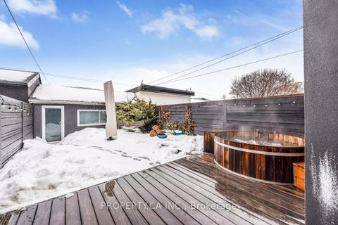 Photo 39 at 270 Euclid Avenue, Bellwoods, Toronto