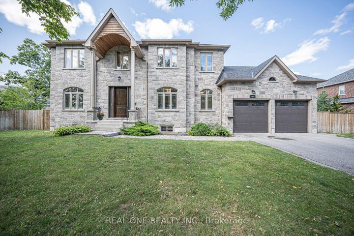 Photo 1 at 2095 Springfield Road, Sheridan, Mississauga