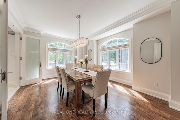 Photo 10 at 2095 Springfield Road, Sheridan, Mississauga