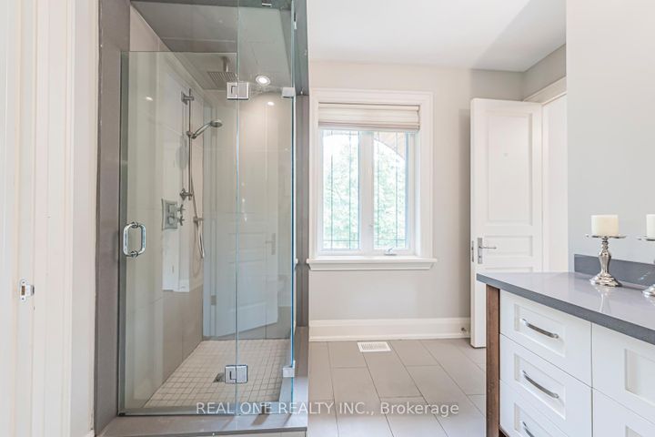 Photo 30 at 2095 Springfield Road, Sheridan, Mississauga