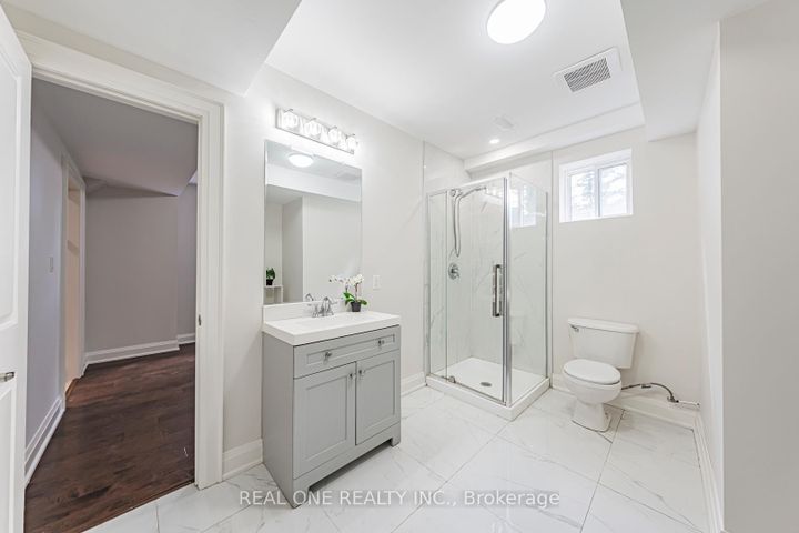 Photo 34 at 2095 Springfield Road, Sheridan, Mississauga