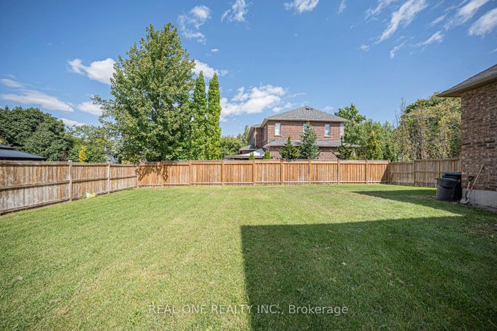 Photo 36 at 2095 Springfield Road, Sheridan, Mississauga
