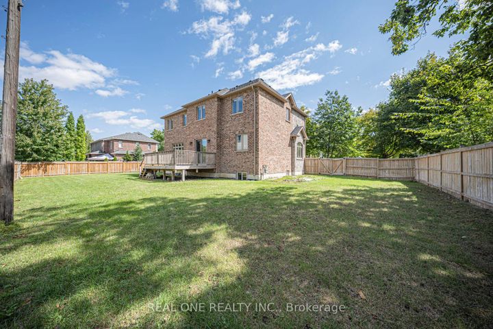 Photo 37 at 2095 Springfield Road, Sheridan, Mississauga