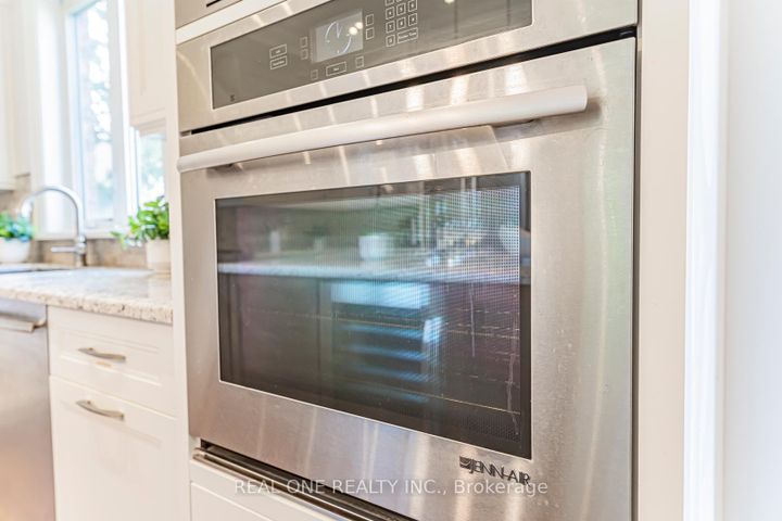 Photo 41 at 2095 Springfield Road, Sheridan, Mississauga