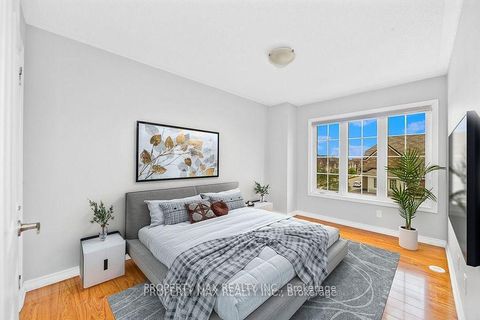 Photo 17 at 20 Toulouse Court, Cornell, Markham