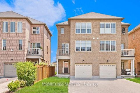 Photo 21 at 20 Toulouse Court, Cornell, Markham