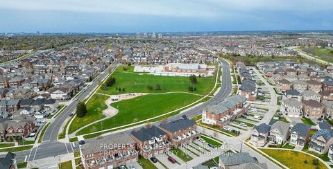 Photo 24 at 20 Toulouse Court, Cornell, Markham