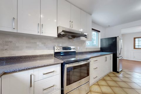 Photo 22 at 22 Marowyne Drive, Don Valley Village, Toronto