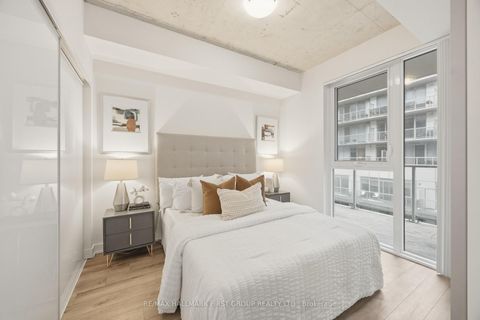 Photo 9 at Unit 716 - 30 Baseball Place, South Riverdale, Toronto