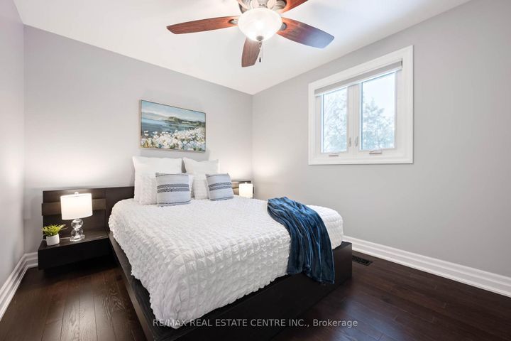 Photo 16 at 35 Treleaven Drive, Brampton South, Brampton