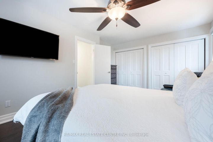 Photo 24 at 35 Treleaven Drive, Brampton South, Brampton