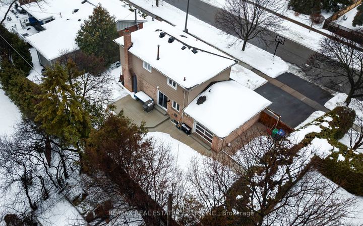 Photo 44 at 35 Treleaven Drive, Brampton South, Brampton