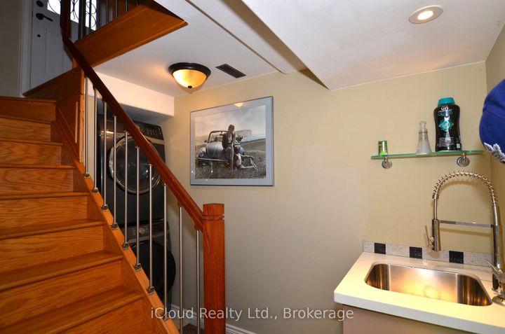 Photo 33 at 6539 Tripoli Terrace, Meadowvale, Mississauga