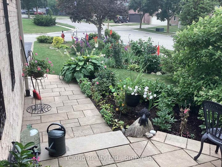 Photo 36 at 6539 Tripoli Terrace, Meadowvale, Mississauga