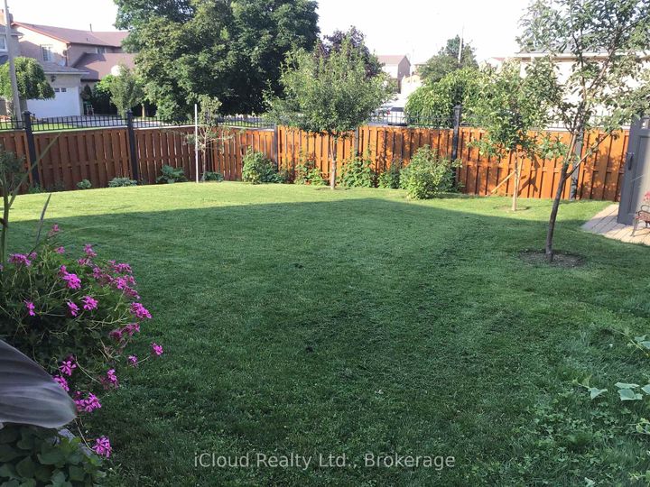 Photo 43 at 6539 Tripoli Terrace, Meadowvale, Mississauga