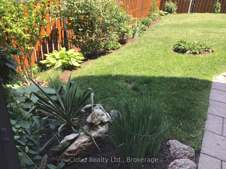 Photo 45 at 6539 Tripoli Terrace, Meadowvale, Mississauga