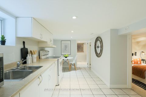 Photo 14 at 28 Lynn Road, Cliffside, Toronto