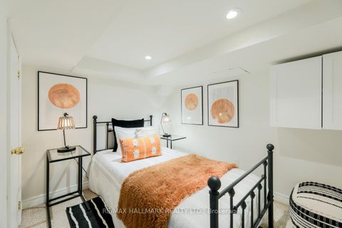 Photo 16 at 28 Lynn Road, Cliffside, Toronto