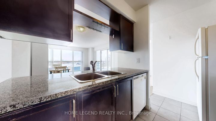 Photo 7 at 1002 - 70 Town Centre Court, Bendale, Toronto