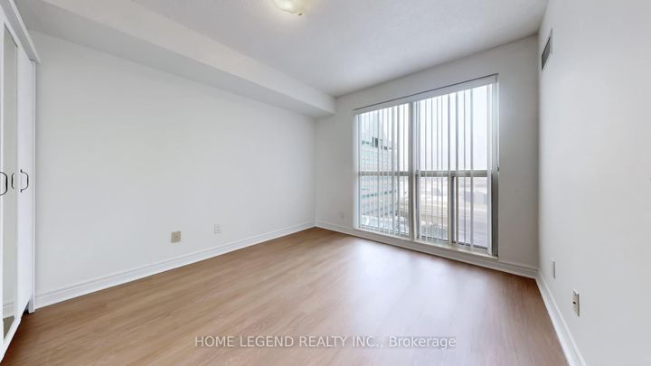 Photo 8 at 1002 - 70 Town Centre Court, Bendale, Toronto