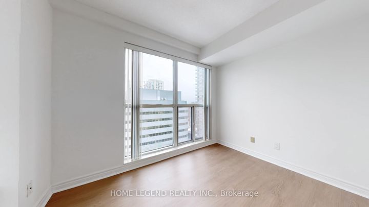 Photo 13 at 1002 - 70 Town Centre Court, Bendale, Toronto