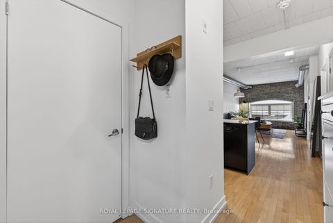 Photo 7 at 213 - 1100 Lansdowne Avenue, Junction, Toronto