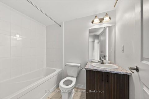 Photo 6 at 775 Chinook Path, Donevan, Oshawa