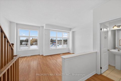 Photo 16 at 775 Chinook Path, Donevan, Oshawa