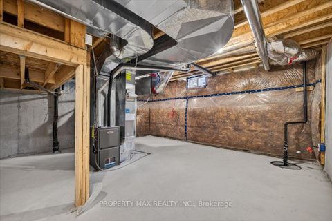 Photo 48 at 775 Chinook Path, Donevan, Oshawa