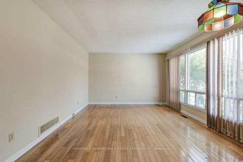 Photo 5 at 23 Snowball Crescent, Malvern, Toronto