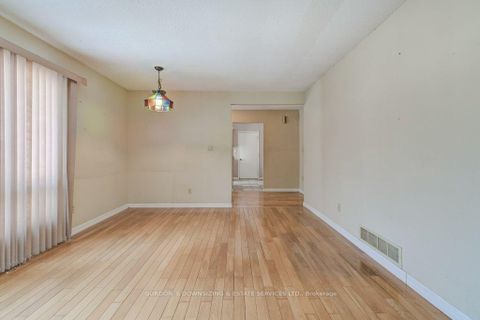 Photo 6 at 23 Snowball Crescent, Malvern, Toronto