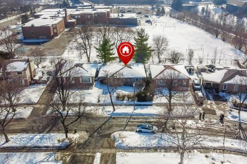 Photo 40 at 23 Snowball Crescent, Malvern, Toronto