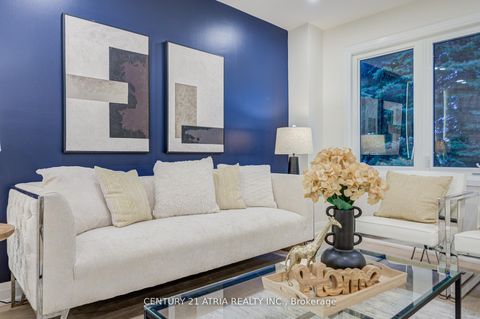 Photo 4 at 10 - 590 Sandhurst Circle, Agincourt North, Toronto